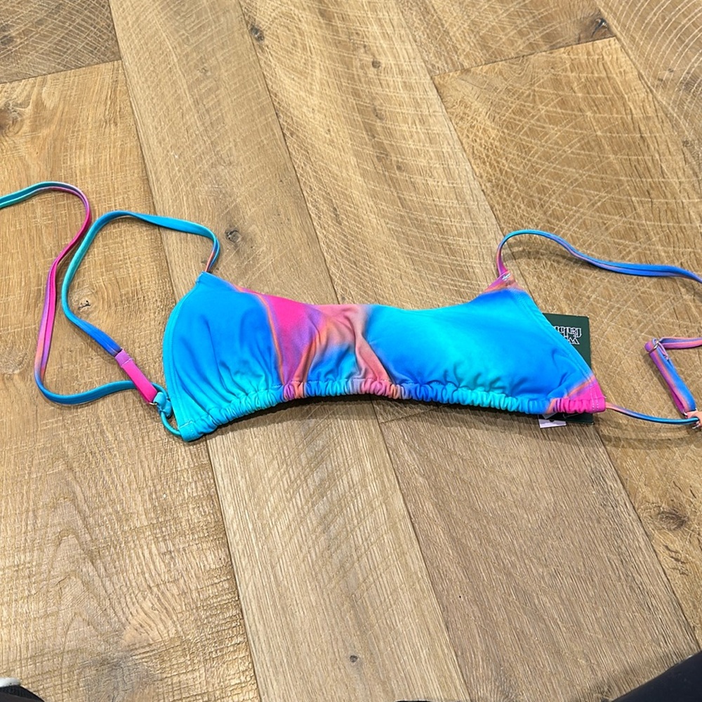 Bikini top